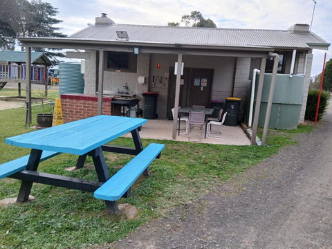 Shiraz Tiny House By Tiny Away - Holiday Sunshine Coast 1