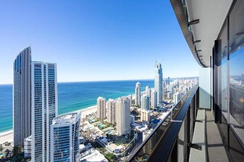 Skyline Serenity 3-Bedroom - Holiday Sunshine Coast 0