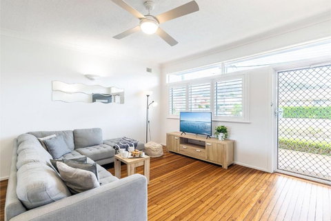 Shoalz Renovated Cottage And Boat Parking - Holiday Sunshine Coast 3