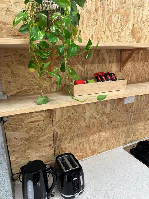 Solace In Salt Ash - Holiday Sunshine Coast 1