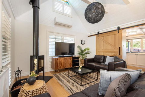Somers Pool Park And Beach Retreat - Sunshine Coast Tourism 1