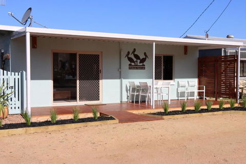 Stay And Relax - Sunshine Coast Tourism 1