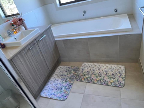 STAR PARVILLION HIDE AWAy - Holiday Sunshine Coast 1