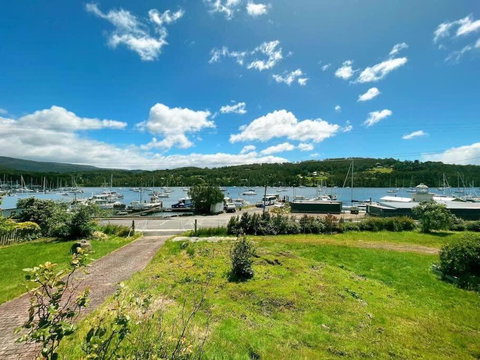 Stunning Water Front View House At Kettering - Sunshine Coast Tourism 3