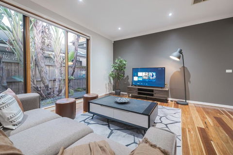 Superior 4br2ba Home In Greenvale - Sunshine Coast Tourism 2