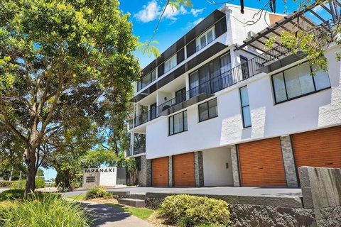 Taranaki 2- Ground Floor, Mooloolaba Beach Apartment - Holiday Sunshine Coast 0