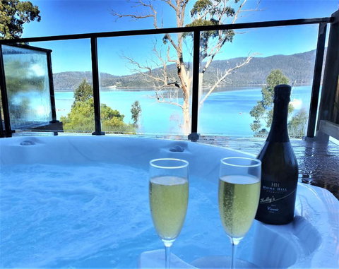 The Beach House- Private Jacuzzi And Wood Fire! - Sunshine Coast Tourism 0