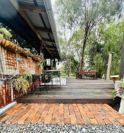 The Cabin, Ghost Gum Gully - Sunshine Coast Tourism 2