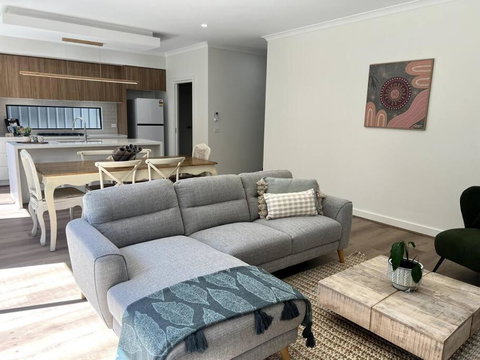 The Cosy Cottage - Sunshine Coast Tourism 0