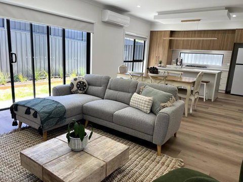 The Cosy Cottage - Sunshine Coast Tourism 1