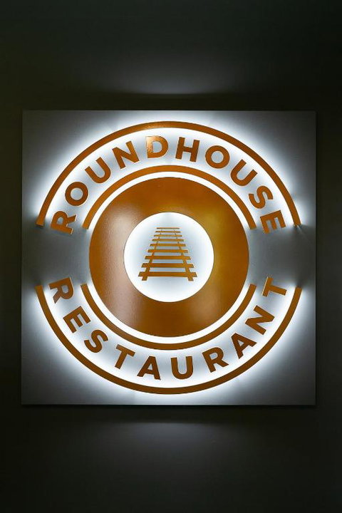 The Crossing Motel - Sunshine Coast Tourism 1