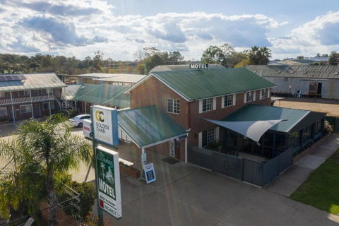 The Crossing Motel - Sunshine Coast Tourism 0