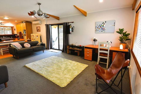 The Dally House Whorouly - Holiday Sunshine Coast 2
