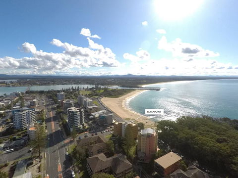 Beachpoint Unit 503, 28 North Street, Forster - Sunshine Coast Tourism 2