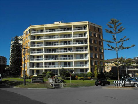 Beachpoint, Unit 101, 28 North Street - Holiday Sunshine Coast 0
