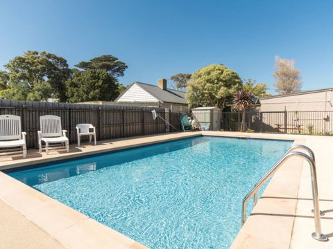 Beachside Apartment - Sunshine Coast Tourism 2