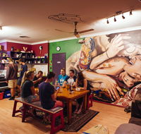 Beachside Backpackers - Holiday Sunshine Coast