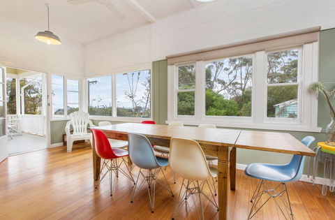BEACHSIDE GETAWAY - DROMANA - Holiday Sunshine Coast 2