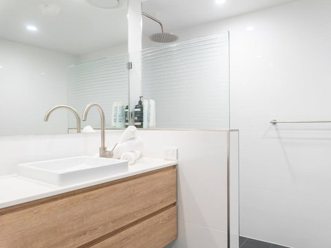 Beachside On Twentieth - Sunshine Coast Tourism 2