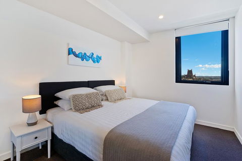 Beau Monde Apartments Newcastle - Horizon Newcastle Beach - Sunshine Coast Tourism 2