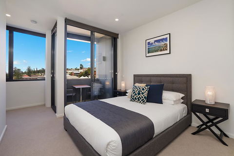 Beau Monde Apartments Newcastle - The Herald - Sunshine Coast Tourism 0
