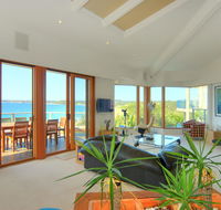 BEDARRA MOLLYMOOK BEACH - Sunshine Coast Tourism