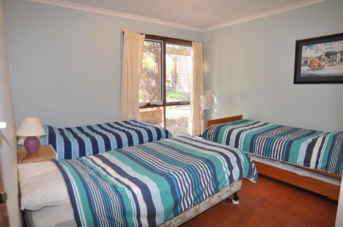 BEECHWOOD - SURF SIDE - Sunshine Coast Tourism 3