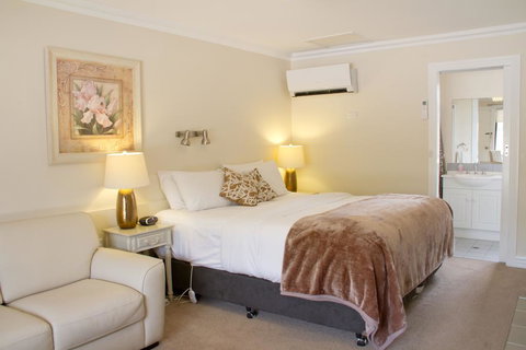 Beechworth On Bridge Motel - Sunshine Coast Tourism 1