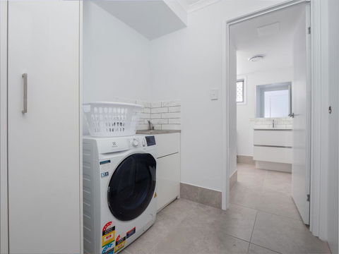 Beerburrum St, 2/22 Dicky Beach - Sunshine Coast Tourism 3