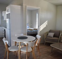 Bega Caravan Park - Holiday Sunshine Coast
