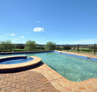 Beggars Bridge Vineyard Homestead w/ pool  wifi  tennis  vineyard - Holiday Sunshine Coast