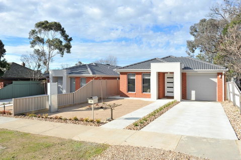 Beischer Apt A - Sunshine Coast Tourism 1