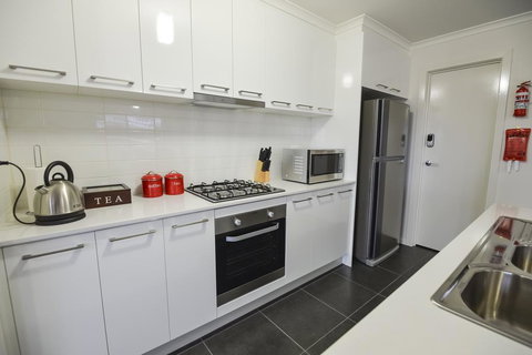 Beischer Apt B - Sunshine Coast Tourism 2