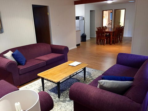Belford Cottages - Holiday Sunshine Coast 2