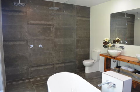 Bella Cosa Bed And Breakfast - Sunshine Coast Tourism 2