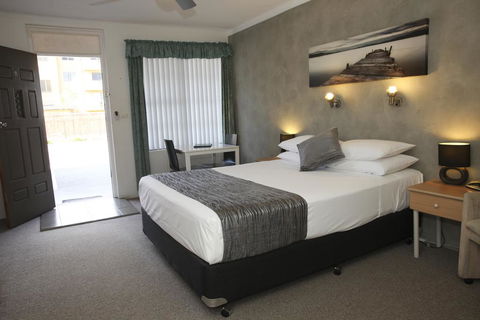 Bella Villa Motor Inn - Sunshine Coast Tourism 1