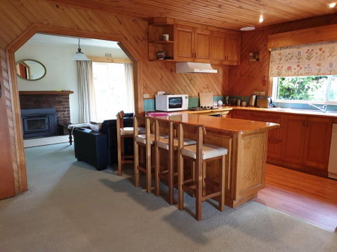Belle Cottage - Sunshine Coast Tourism 1