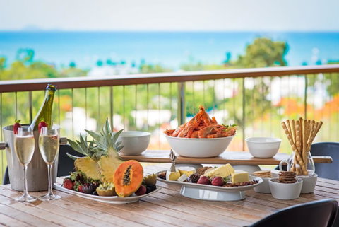 Bellevue Holiday Home - Airlie Beach - Sunshine Coast Tourism 3