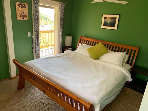 Bellingen Treehouse - Sunshine Coast Tourism 0