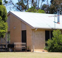 Bells Beach Cottages - Sunshine Coast Tourism