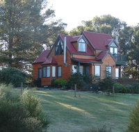 Bells Estate Great Ocean Road Cottages - Sunshine Coast Tourism