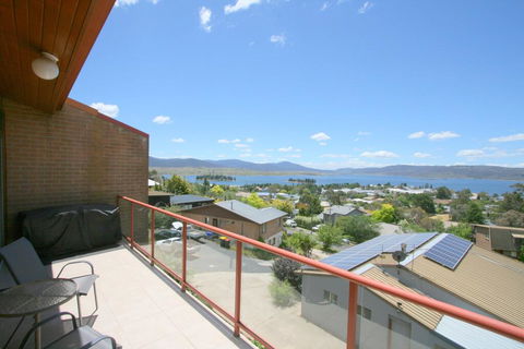 Bellview 3/11 Cobbodah Street - Sunshine Coast Tourism 0