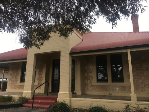 BELMONT 11 Bedroom Home In The Heart Of Victor Harbor - Holiday Sunshine Coast 1