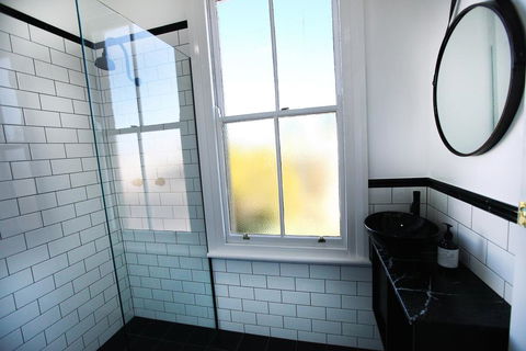 Belmore Hotel Scone - Holiday Sunshine Coast 2