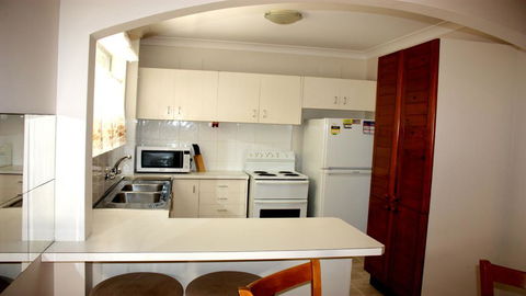 Bentley 3 - North Street - Sunshine Coast Tourism 2