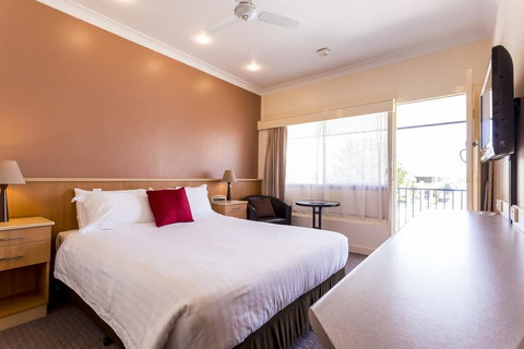 Best Western Motel Farrington - Holiday Sunshine Coast 1