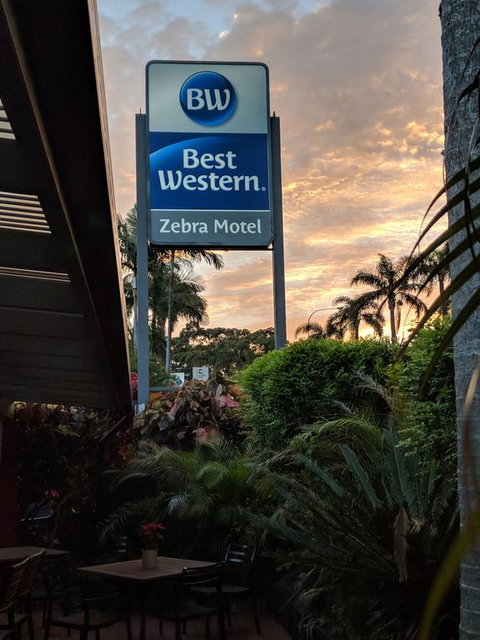 Best Western Zebra Motel - Sunshine Coast Tourism 3