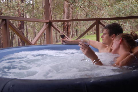 Beyonderup Falls Adult Retreat - Sunshine Coast Tourism 0