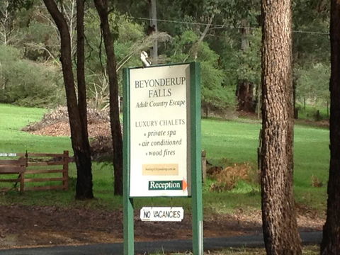 Beyonderup Falls Adult Retreat - Sunshine Coast Tourism 1