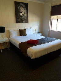 Book Hay Accommodation Vacations Sunshine Coast Tourism Sunshine Coast Tourism
